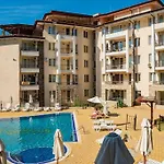 Sunny Hills, 1 Bedroom شقة *