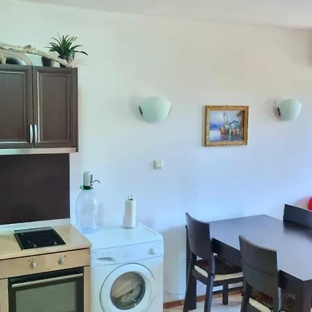 Sunny Hills, 1 Bedroom Appartement *